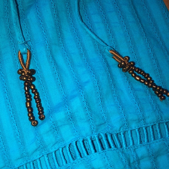 NWT Sloane Rouge cold shoulder bell sleeve top - Picture 4 of 10